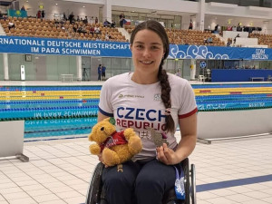 Studentka plzeňské univerzity míří na paralympiádu, startovat bude ve třech plaveckých disciplínách