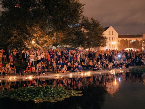 Festival na ulici nabídl rekordní počet scén a přes 140 kapel, rozrostl se i doprovodný program