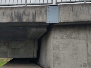 Dva mosty nad dálnicí D5 se budou opravovat až do konce října na silnici I/26 poblíž Sulkova u Plzně