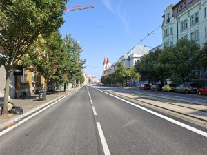 Velká úleva pro řidiče, končí opravy některých silnic. Už v neděli se otevře páteřní Klatovská třída