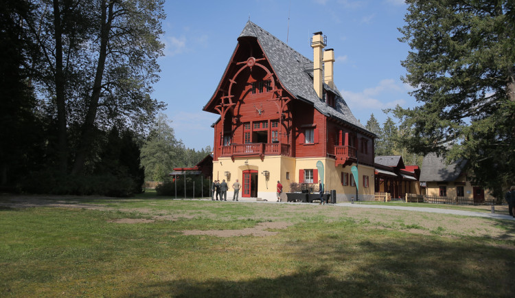 Romantický zámeček v Brdech nabízí ubytování v pokoji, kde pobýval prezident Masaryk