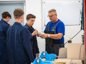 Žáci elektrotechnického učiliště mají nové výukové středisko u největšího dodavatele tepla na západě Čech