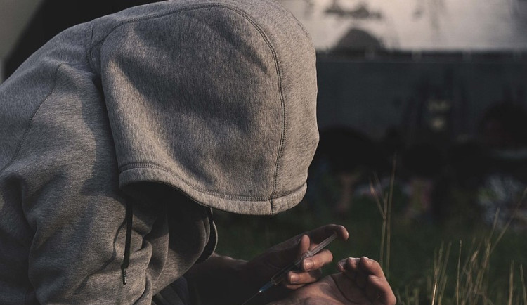 Město podpoří neziskovky, které pomáhají lidem bez domova i osobám se závislostmi