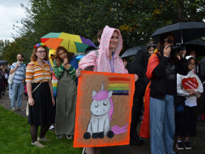 Centrem Plzně opět projde duhový průvod. Startuje několikadenní festival Pilsen Pride