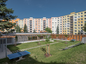 Vnitroblok Manětínská