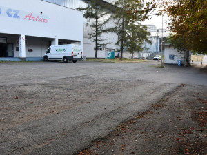 Plocha před zimním stadionem projde po letech zásadní proměnou za 5,7 milionu korun