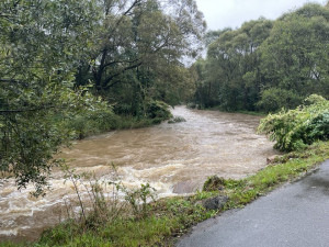 Na druhém povodňovém stupni je v Plzeňském kraji pouze Klabava na Rokycansku