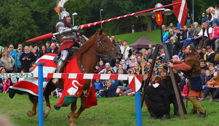 Rytířský turnaj na Doubravce přilákal více než 1 500 návštěvníků