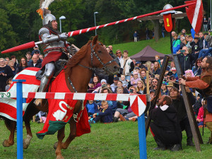 Rytířský turnaj na Doubravce přilákal více než 1 500 návštěvníků