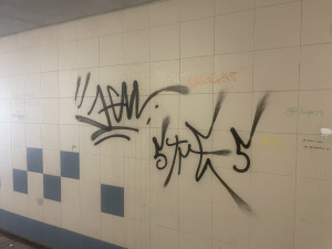 Město se snaží bojovat s vandalismem, vyčištění jednoho podchodu vyjde na desítky tisíc korun