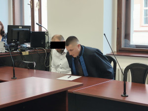 Koloběžkáře potrestal soud osmiletým vězením, po hádce uškrtil motorkáře a z místa činu odjel