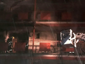 Pavlačový dům v prosinci roku 2022 zachvátil požár, zdroj: HZS Plzeňského kraje