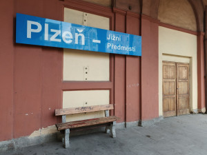 Startuje obnova památkově chráněné budovy nádraží na Jižním Předměstí. Jde o opravu za 85 milionů