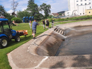 Oblíbená vodní nádrž projde rekonstrukcí za 6,2 milionu korun, sloužit bude plavcům i hasičům