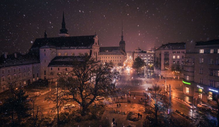 Brněnské vánoční přípravy jsou v plném proudu. Návštěvníci si užijí světelnou stezku či dětskou vesničku