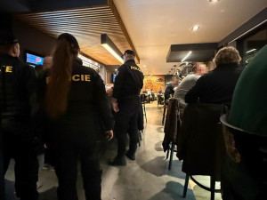 Policisté si posvítili alkohol, drogy a mládež. Rekordmanem byl šestnáctiletý mladík