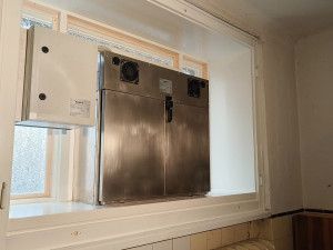 Babybox nové generace je modernější a mnohonásobně jištěný. Matky do toho starého odložili pět dětí