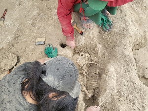 Plzeňští archeologové zkoumají dosud neprobádané oblasti na Hedvábné stezce