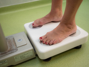 Chcete zhubnout? Léky pomohou, ale samotné nestačí