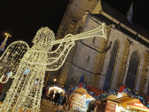 Hned první den lidé vzali doslova útokem největší adventní trhy v Česku. Nejvíce zaujal zářící fotopoint a trdelník