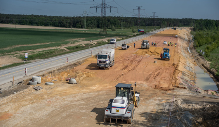 Stavba pětikilometrového obchvatu Přeštic za miliardu začne nejdřív na jaře 2025