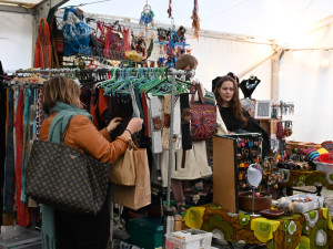 Návštěvníci mohou nakoupit originální kousky i na MINT Marketu.