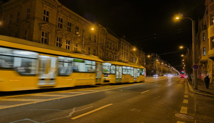 Plzeňské veřejné osvětlení má projít kompletní rekonstrukcí až za miliardu