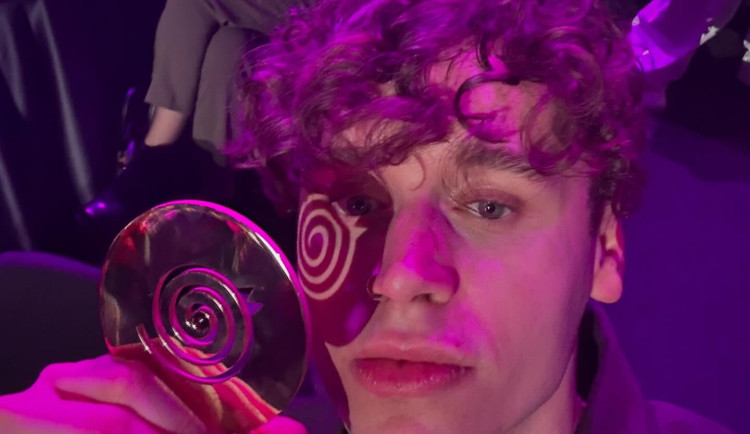 Letošní objev roku Sofian Medjmedj vystoupí ve Kdyni, koncert naplánovali nadšenci z nedaleké obce