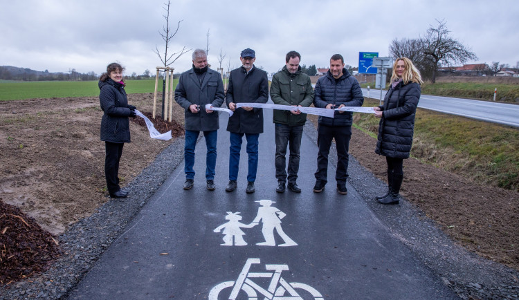 Nepomuk má novou cyklotrasu, propojila město s rekreační oblastí kolem Nového rybníka