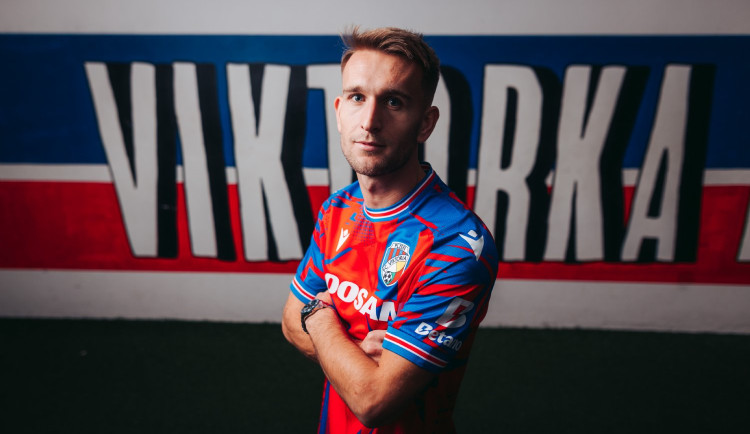 Novou posilou FC Viktoria Plzeň je záložník Amar Memić
