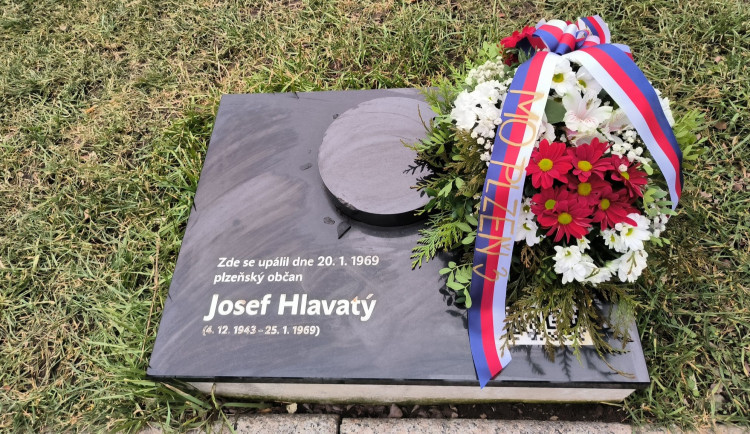 Památku Josefa Hlavatého uctilo vedení centrálního plzeňkého městského obvodu