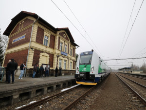 Dráhy představily nové bateriové vlaky, jezdit budou po Plzeňsku od roku 2028