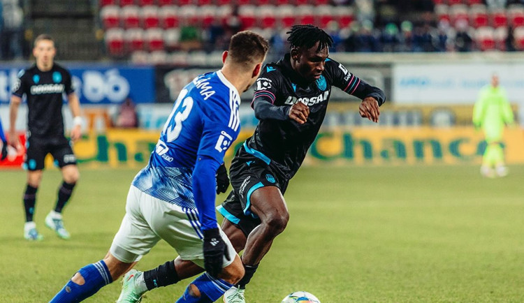 Fotbalisté Plzně prohráli v Olomouci 1:2 a na vedoucí Slavii ztrácejí už 10 bodů