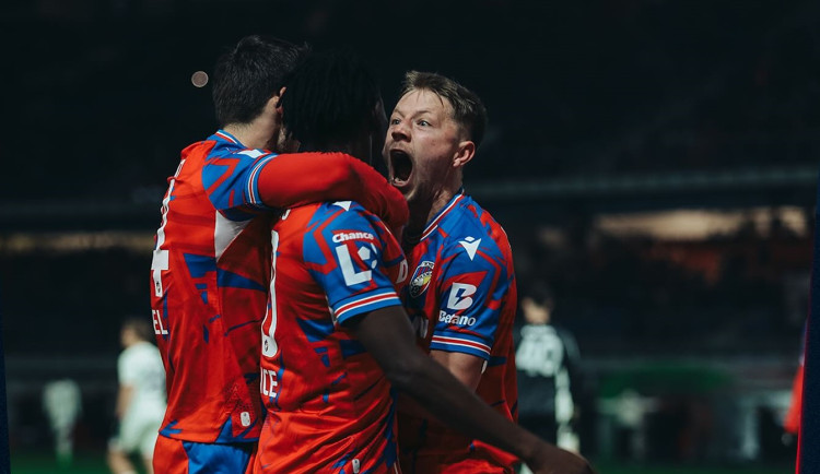 Fotbalisté Plzně porazili Liberec 3:2 a na Slavii dál ztrácejí deset bodů