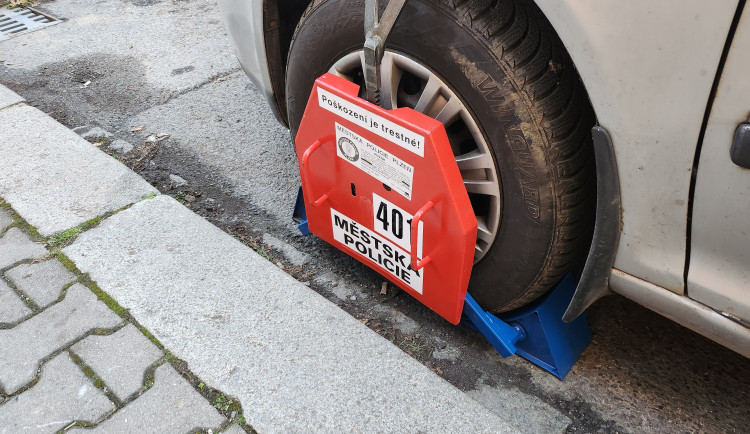 Tento model botiček teď používá městská policie v Plzni