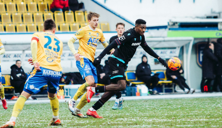 Fotbalisté Plzně díky dvěma gólům Durosinmiho zvítězili v Teplicích 2:0