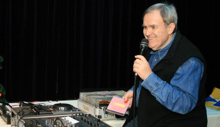 Do hudebního nebe odešel legendární diskžokej Petr Březina, rád pouštěl rockovou klasiku a oldies