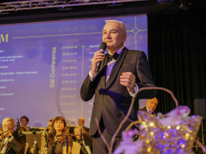 XX. reprezentační ples Plzeňského kraje byl Hvězdnou nocí