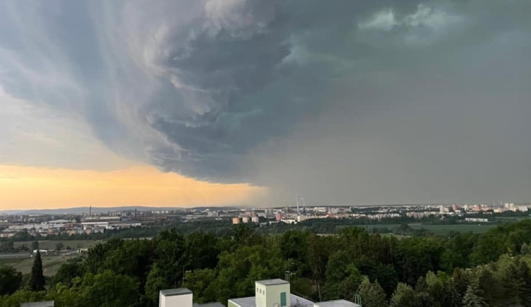 Čtyřka se v předstihu připravuje na vlny veder, sucha a bleskové povodně. Chystá soubor konkrétních opatření