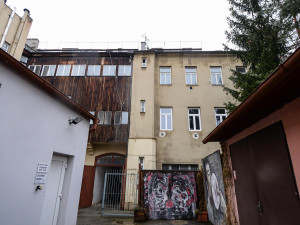 Po opravě za téměř 33 milionů vznikne v domu v centru osm nových městských bytů i komerční prostory