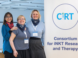 Zleva Antonia Rotolo (PennVet), Monika Holubová (LF UK Plzeň) a Lucie Houdová (FAV ZČU)