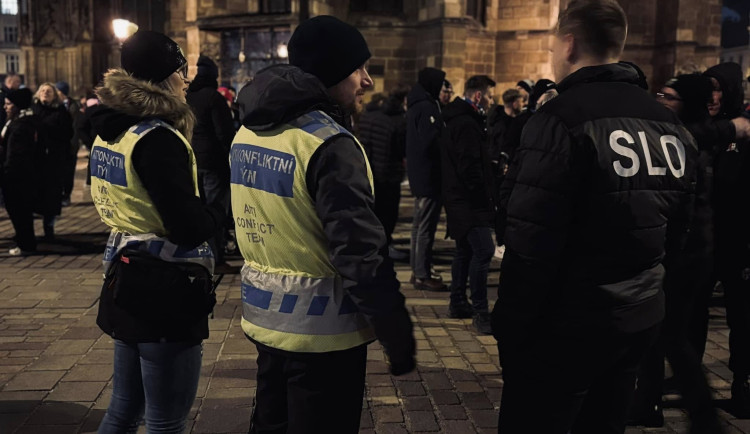 Bitka mezi fanoušky maďarského celku, policie případ vyšetřuje jako ublížení na zdraví