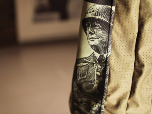 Hokejisté nastoupí ve speciálních dresech s vojenskými prvky, připomenou si tak 80. výročí osvobození Plzně