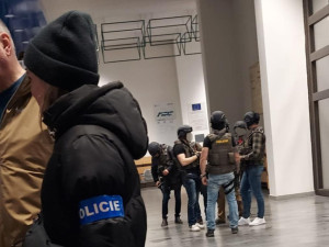 Policejní zásah u kampusu ŽČU