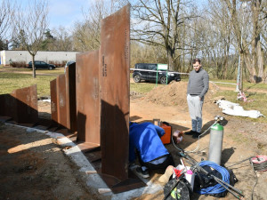 Podílela se osvobození našeho západu, nyní bude mít 97. pěší divize americké armády svůj památník