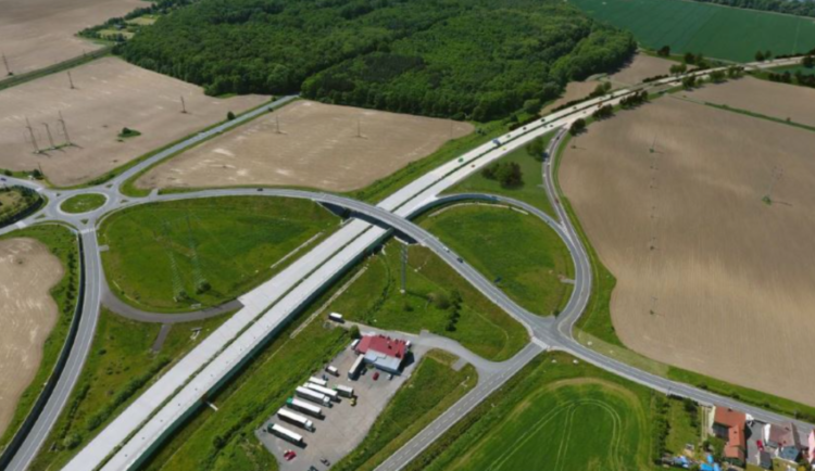 Palačovská spojka konečně hlásí pokroky. Stavbaři už rozjeli betonáž
