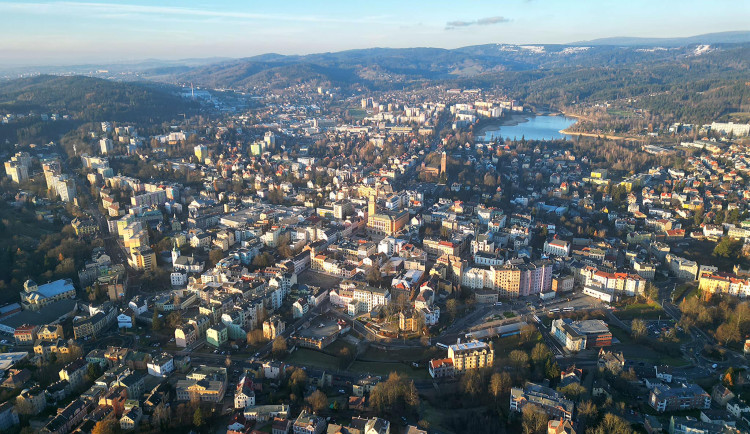 Jablonečtí se zlobí kvůli vyšší dani z nemovitosti. Město navýšení hájí