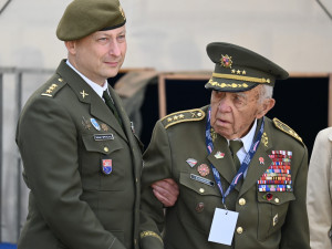 Politika ústupů se ve válce krvavě nevyplácí, řekl v Plzni prezident Petr Pavel