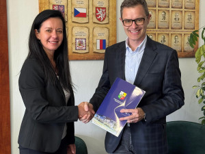 Město Touškov převzalo poštu a rozšiřuje služby občanům