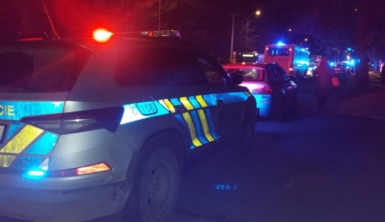 Bez trestu vyvázli dva studenti, kteří spustili na univerzitě obří policejní manévry